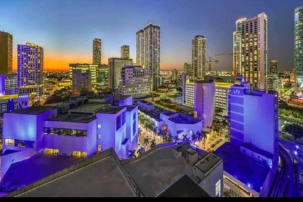 Vibrant Studio Downtown Miami公寓 外观 照片